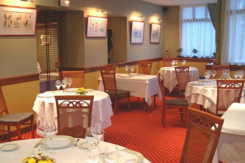 Pen'roc Hotel 3*